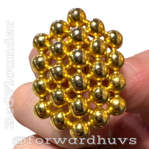 Large Gold Tone Honeycomb Clip-On Earrings - Shiny Statement Pieces - Picture 3 of 7